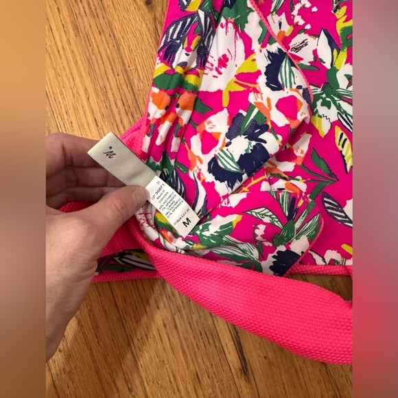 Maaji Reversible Alicia Floral Solid Trikini One Piece - Picture 9 of 9